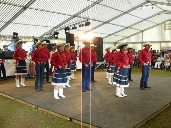 Tenues rouges pour l'occasion